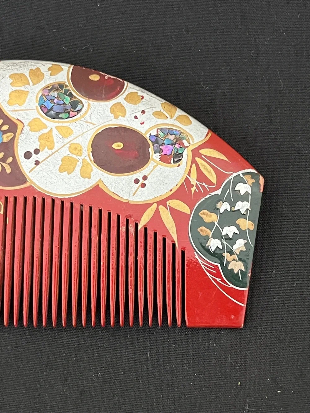 Vintage Red Floral Comb